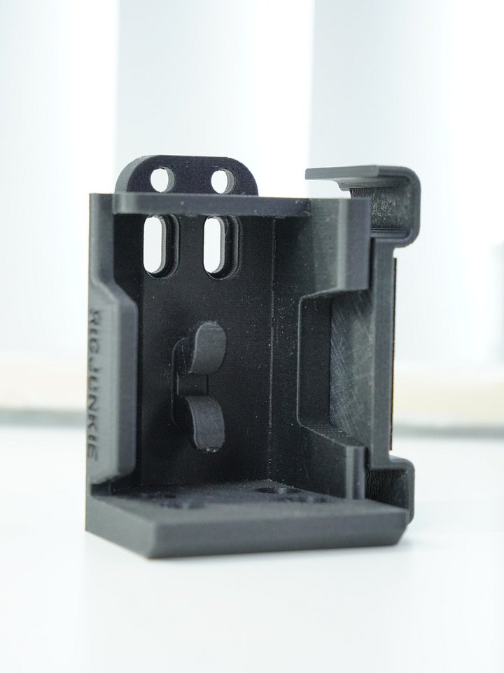 Pre-Printed Edition – RigJunkie A7CII Ultralight (Body Only) product image (1)