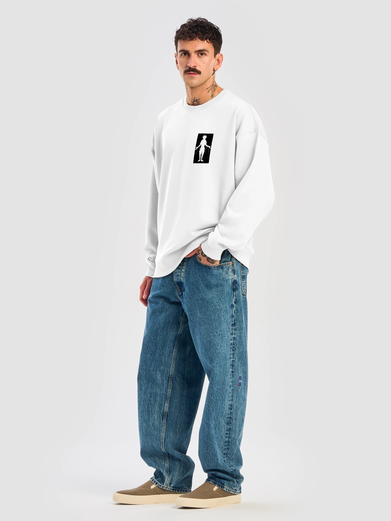 Crewneck Mario product image (8)