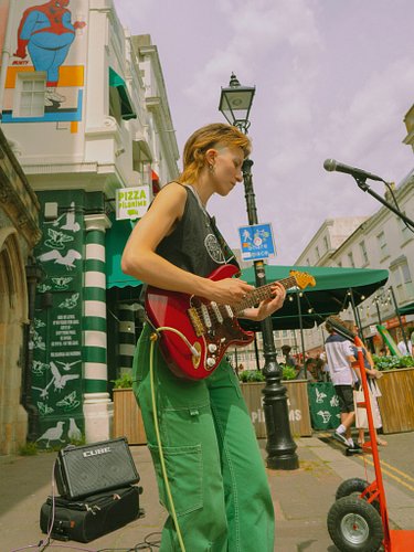Busking scenes under the sun and the inside feeling of how much I incredibly missed it. It's where all started when I moved t...