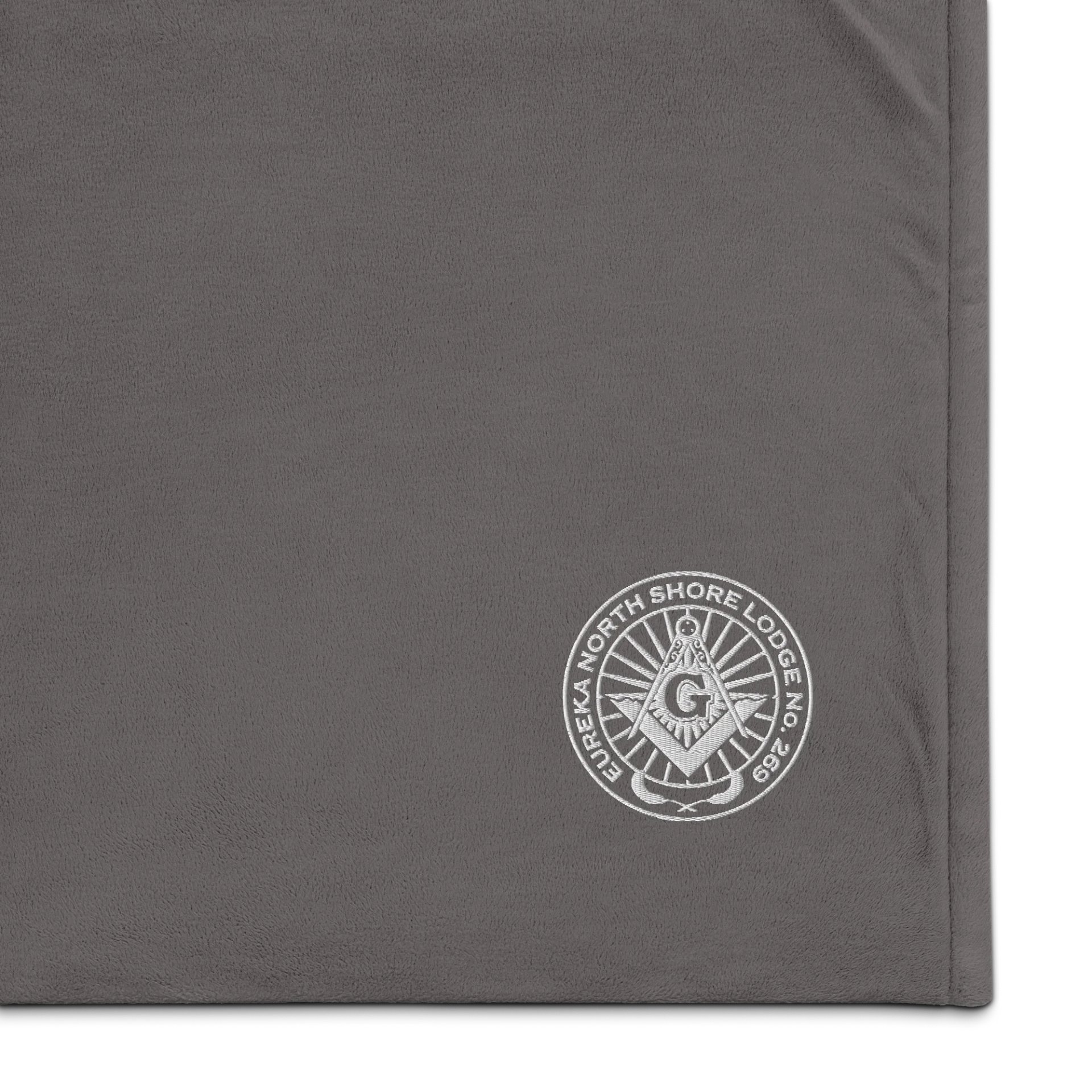 Eureka Sherpa Throw product image (1)