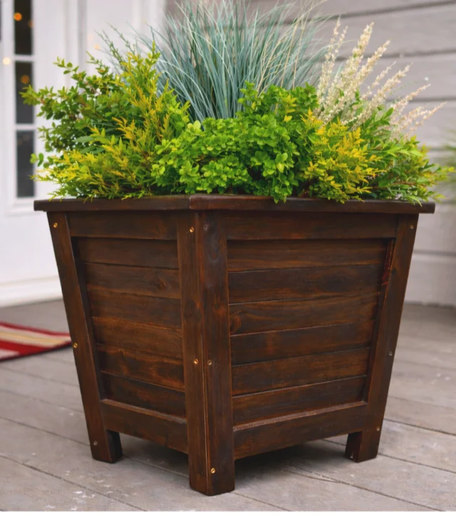 Slatted Three Picket Planter Plan product image (2)