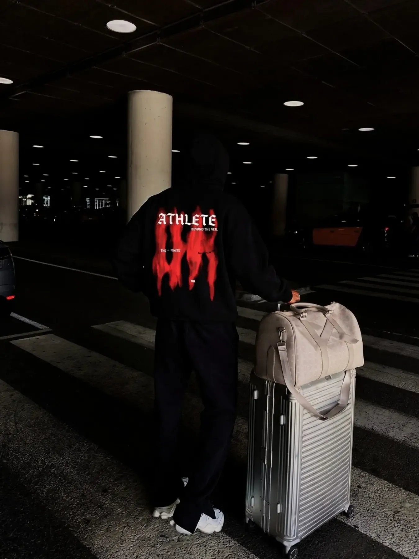 THE ATHLETE HEAVYWEIGHT HOODIE product image (3)