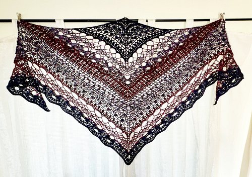 I have finished my “Hekate” Shawl!!! This is a @yagayagahandmade pattern, released in a Mystery Crochet Along format. The ful...