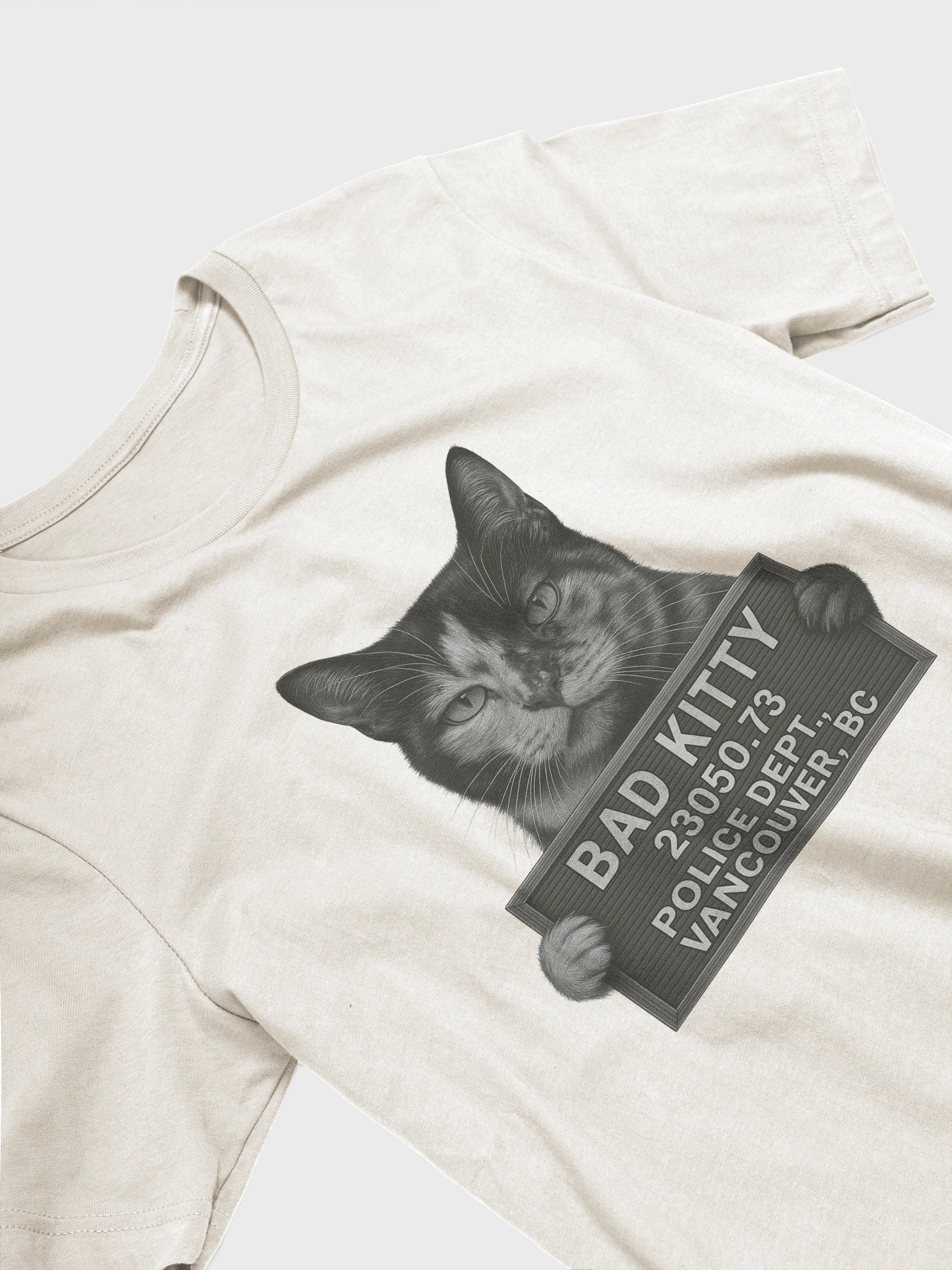 "BAD KITTY" / T-SHIRT WITH PERSONALIZED NAME product image (1)