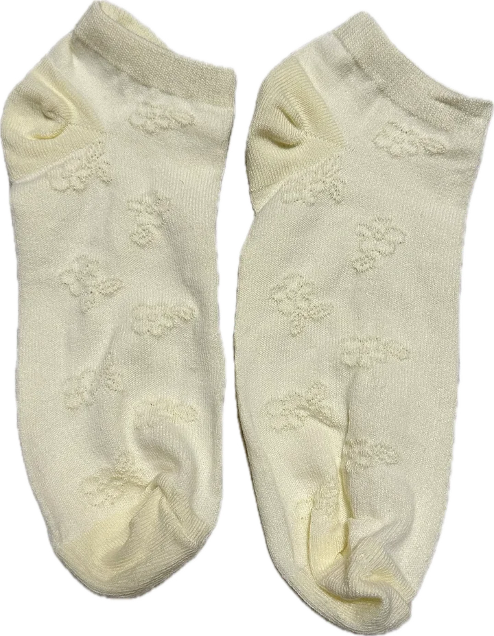 Yellow flower ankle socks product image (1)