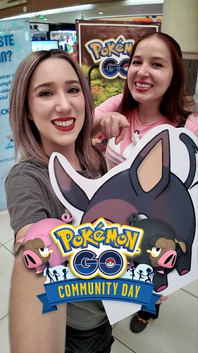 ¡Shiny hunt en el Community Day de Lechonk! ✨ La que pierda paga la comida. 🥡 #PokemonGO #ShinyHunt #CommunityDay #Lechonk