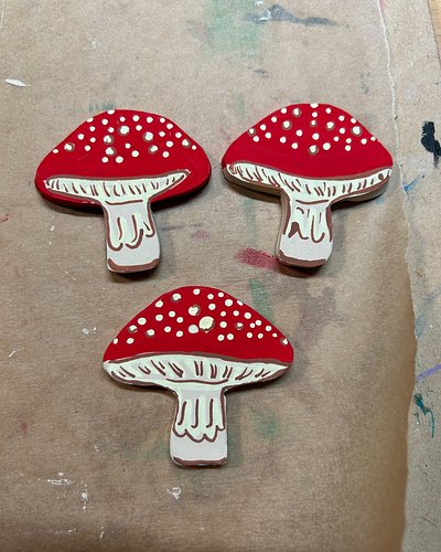 What trusting  the process looks like to me. 🍄 

Now vs. two years ago