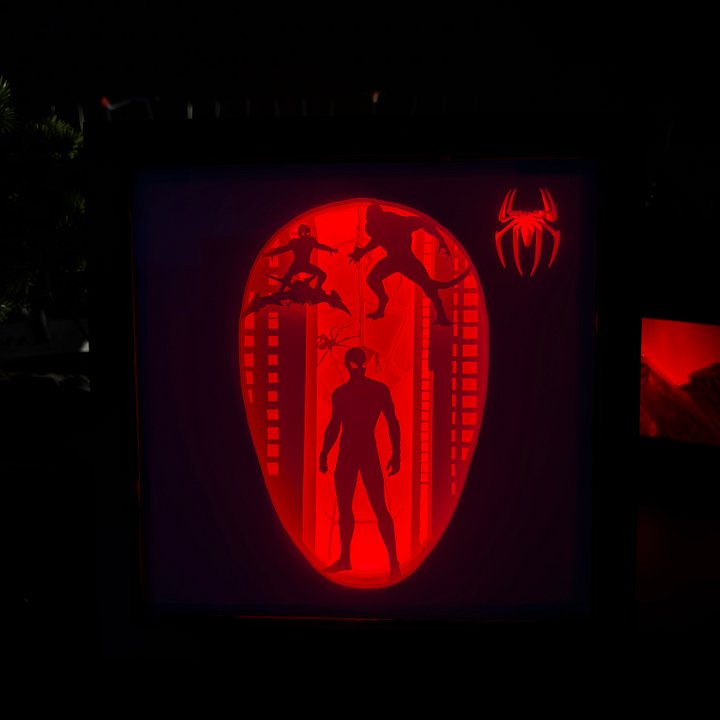 Spiderman Lightbox product image (1)