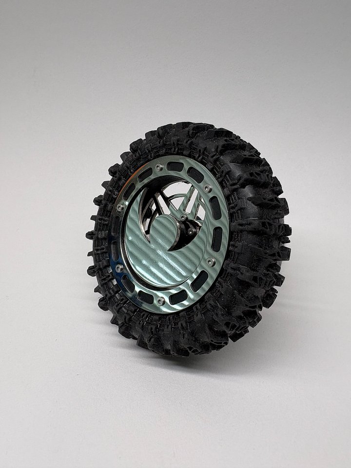 1.8" v2 Floater Wheels - "Supernova" wheel face with "Peep" floater product image (1)