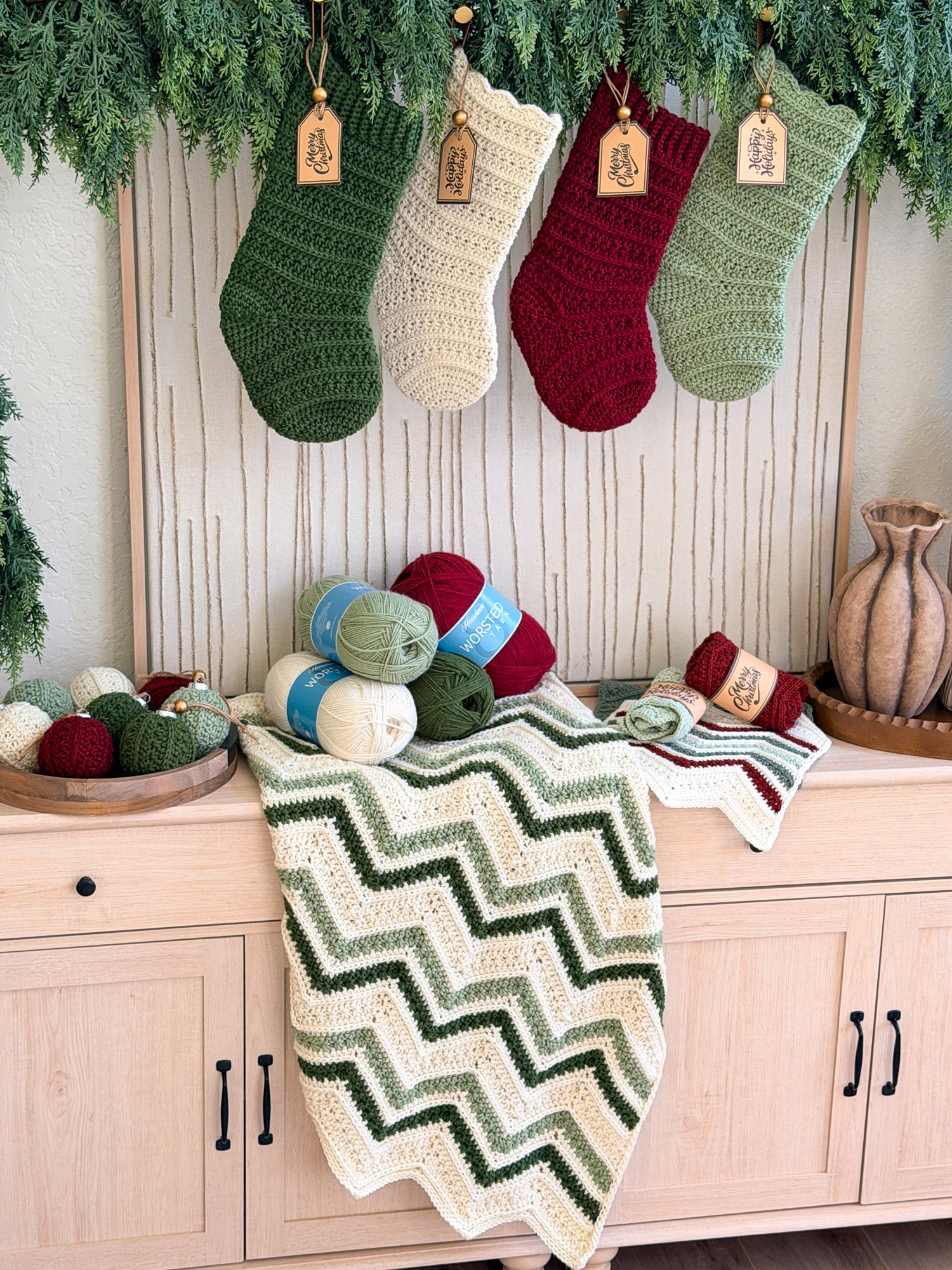 Petal Loop Stitch Crochet Stocking Pattern product image (8)