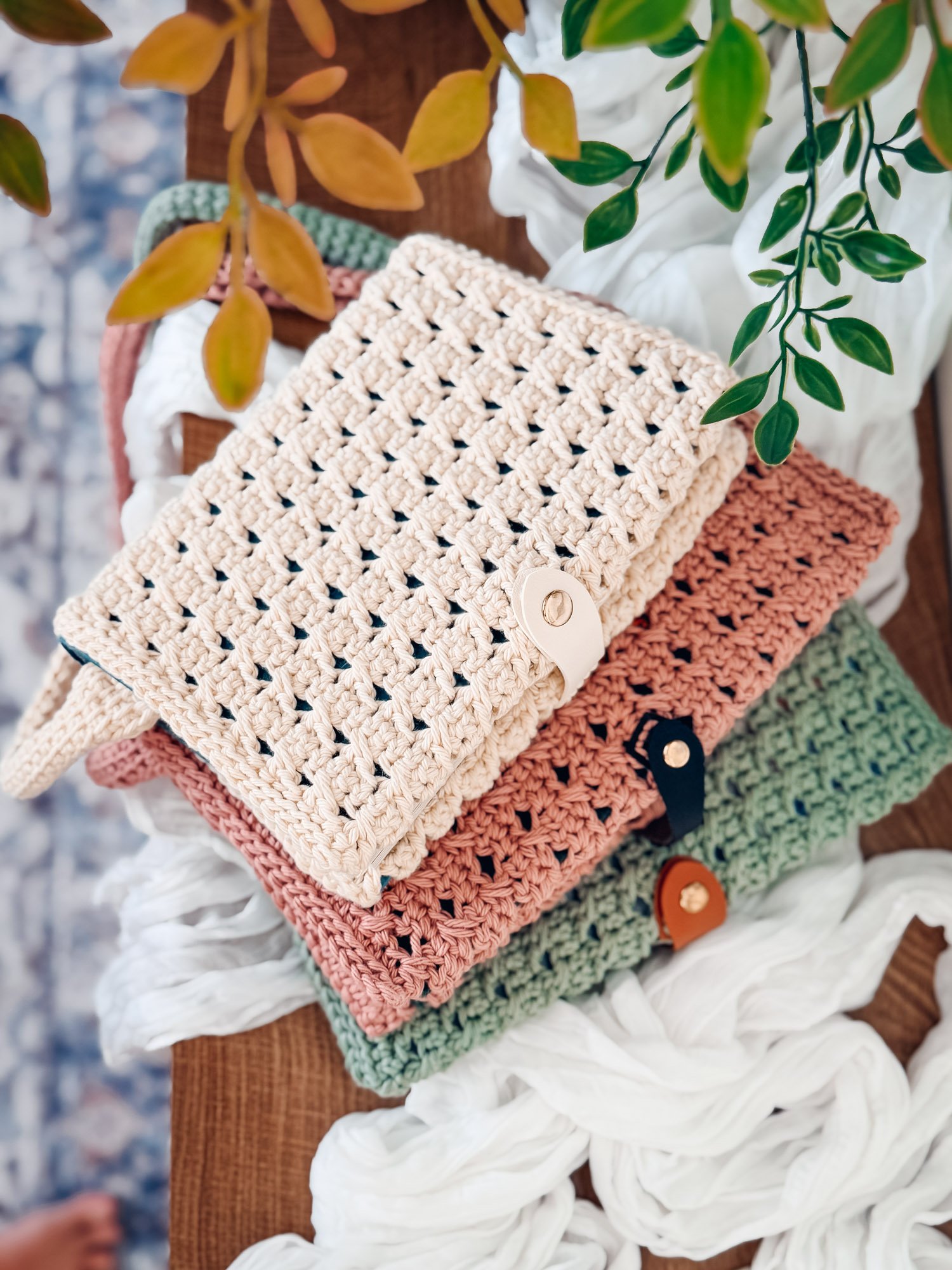 Reed Crossover Stitch Crochet Book Cover product image (3)