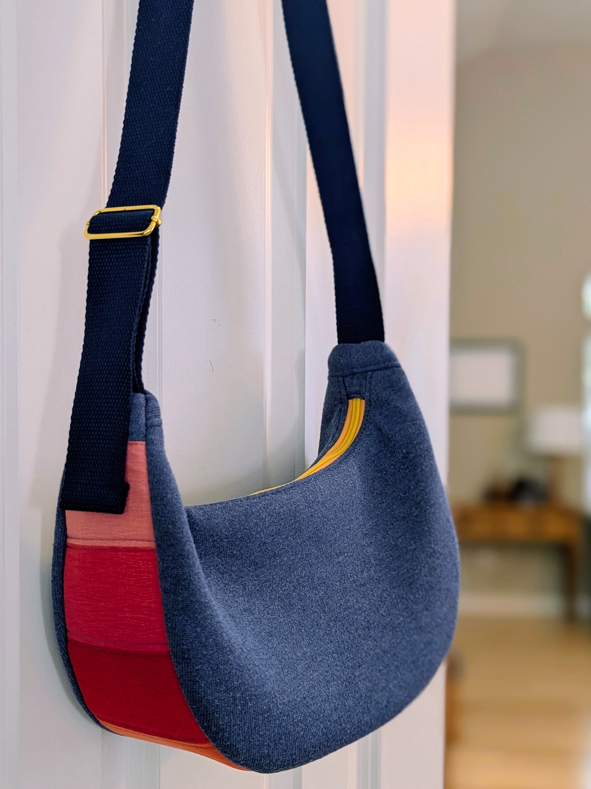 🌈 Rainbow Crescent Bag product image (5)