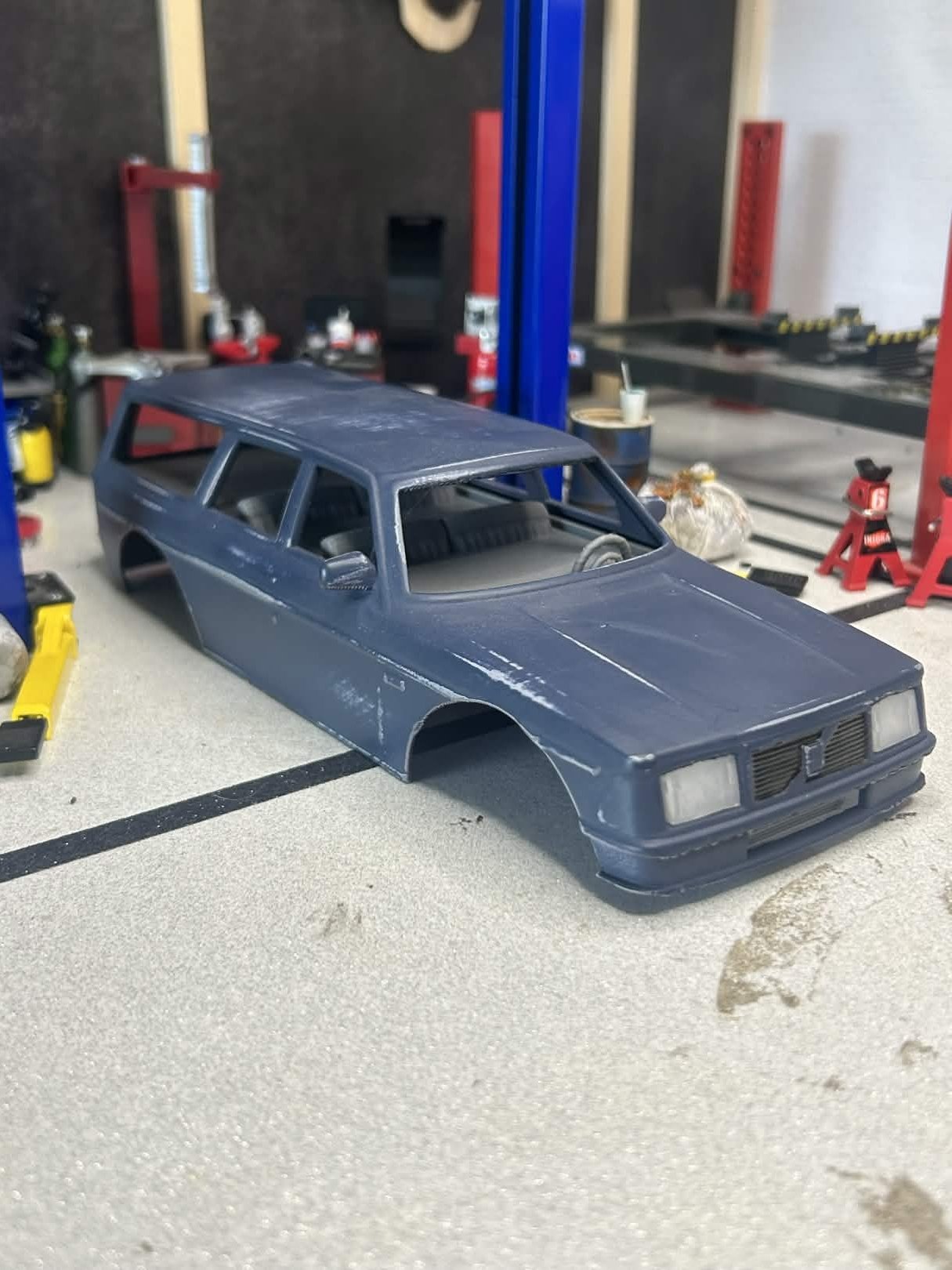 Volvo body product image (1)