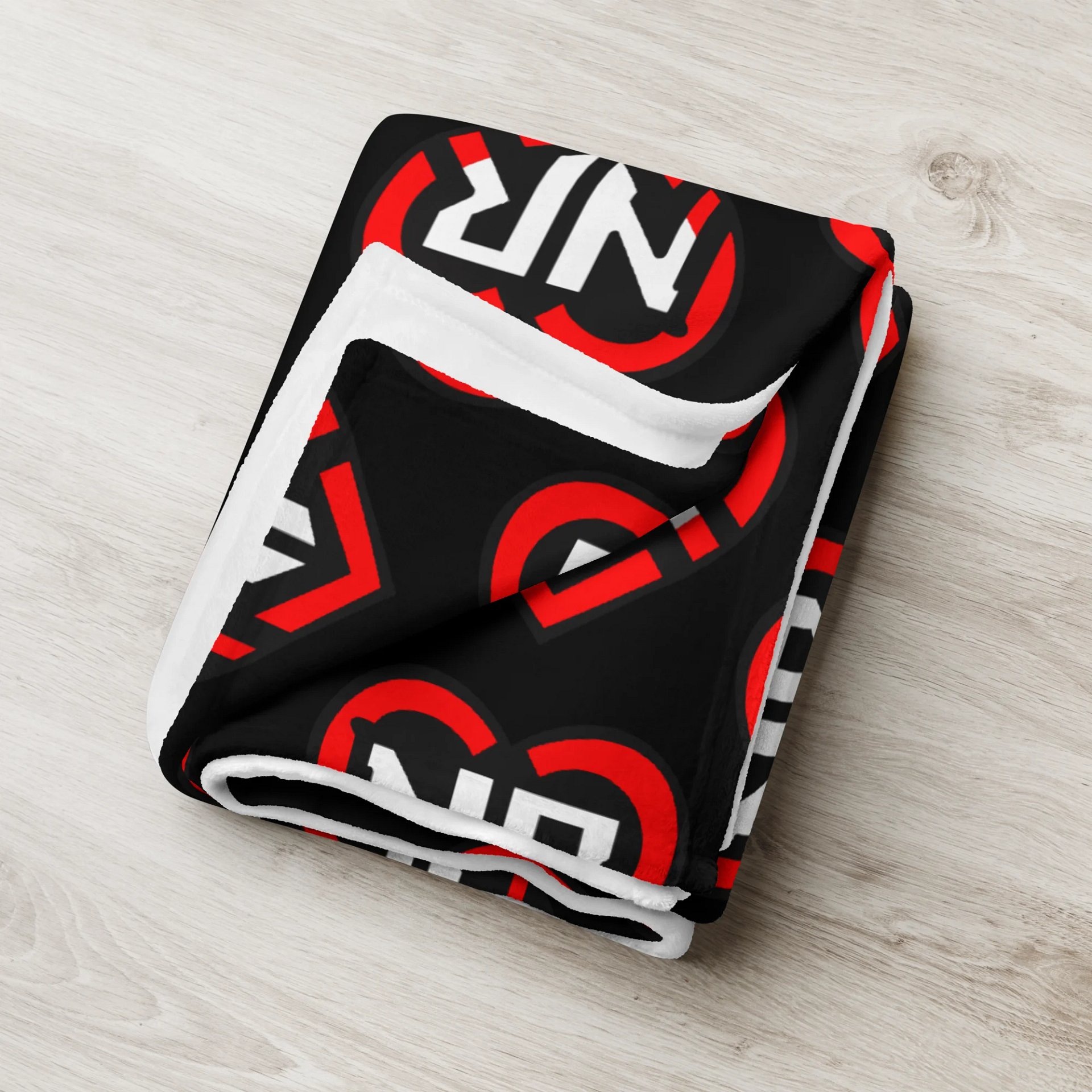 NR Heart Blanket product image (3)