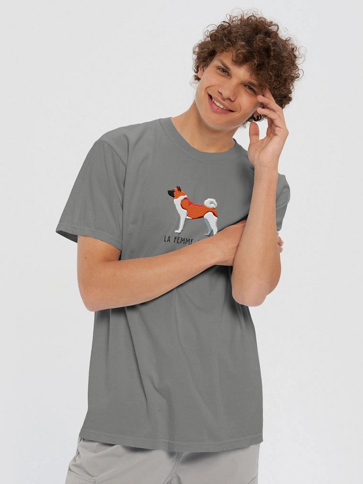 La Femme Akita T-Shirt(Embroidered) of an American Akita(Red) product image (2)