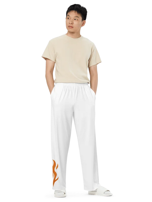 Pantalón Blanco “HECA Flame” — Essential product image (5)
