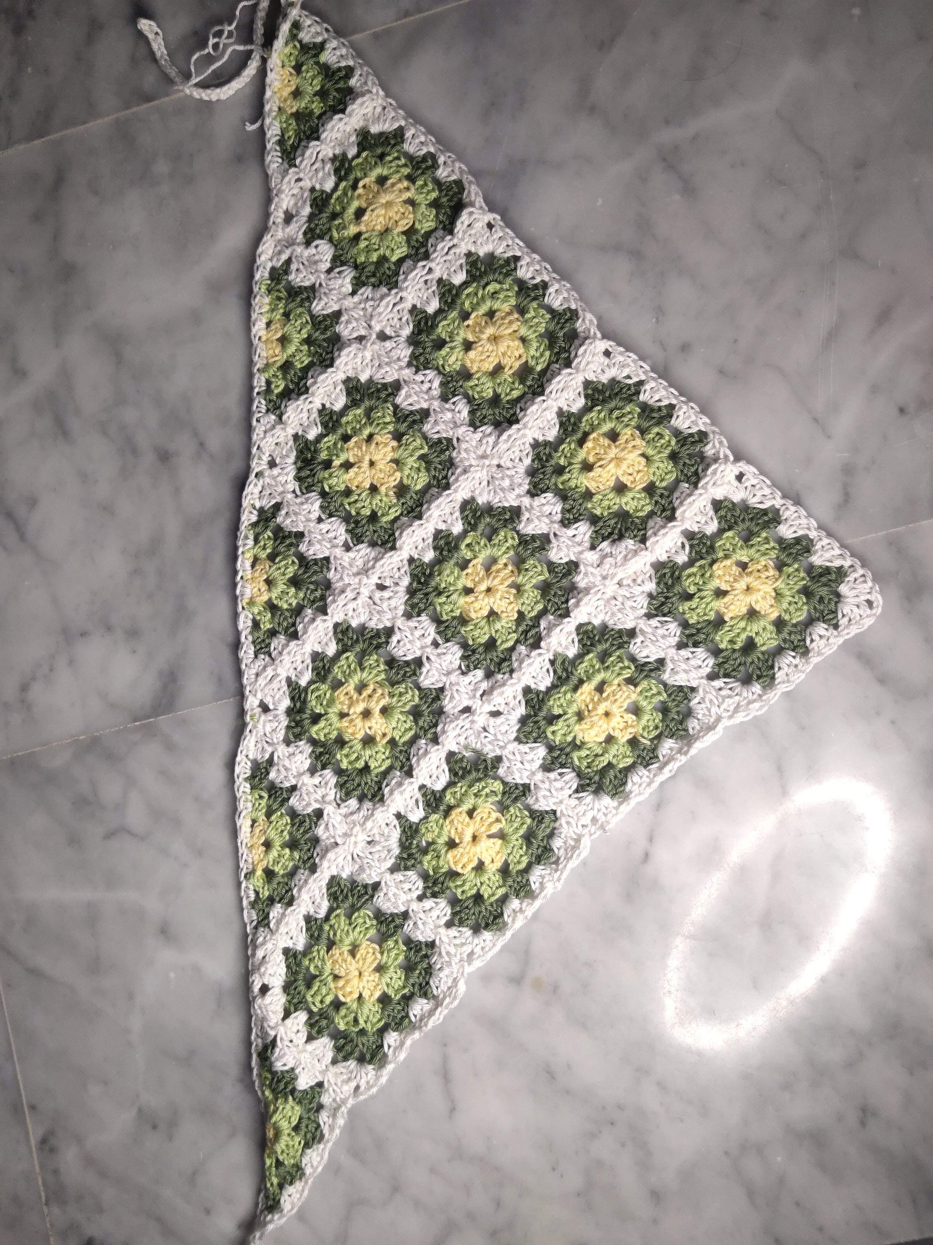 Granny square bandana pdf pattern product image (2)