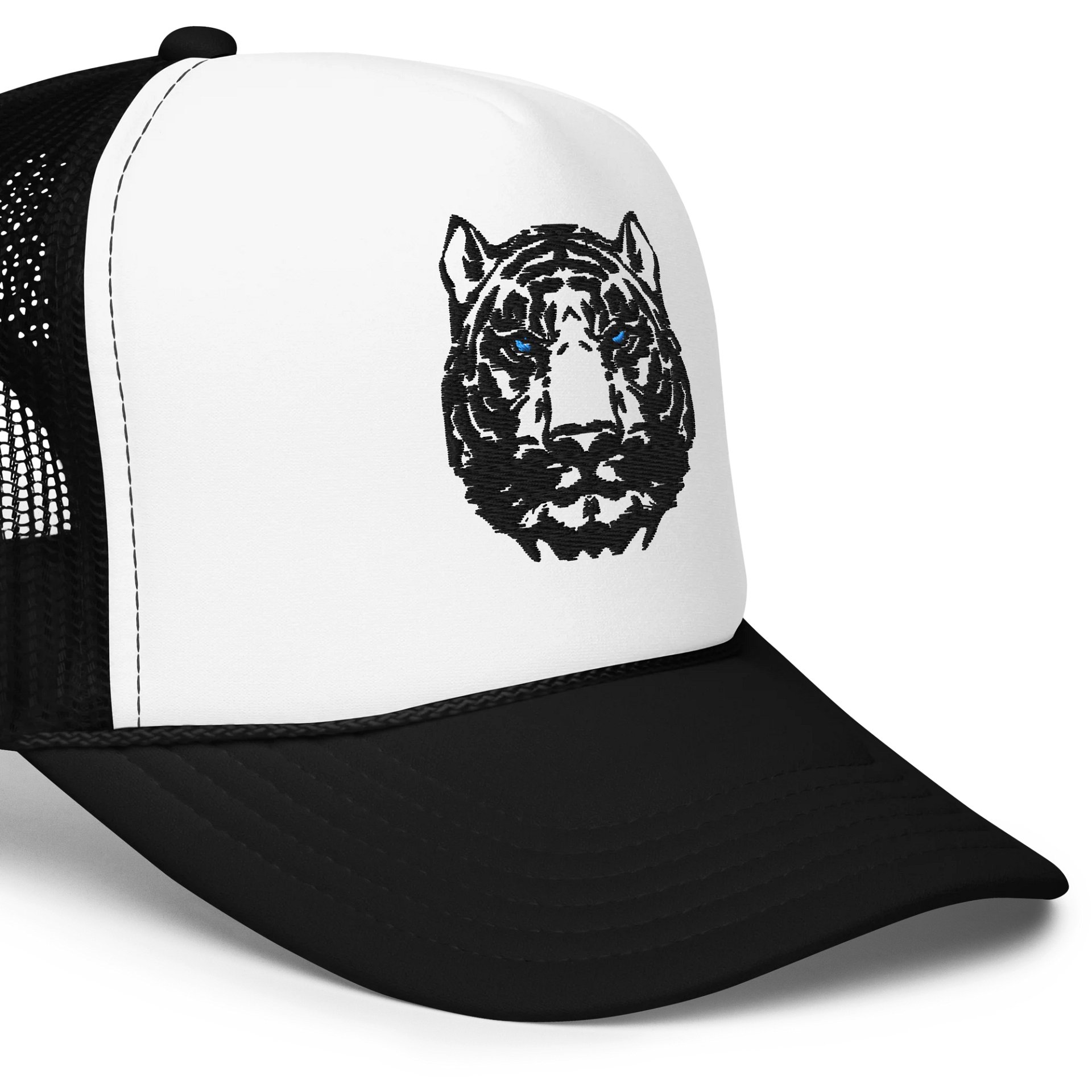 LeTIGRE - Vintage Trucker Hat product image (5)