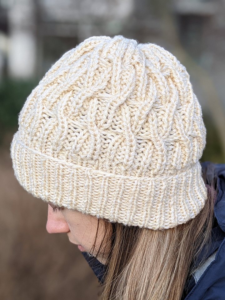Liana Hat Knitting Pattern product image (2)