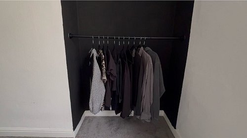 The 10 item wardrobe that is going to make both my minimalist everyday life and minimalist packing for travel life even easie...