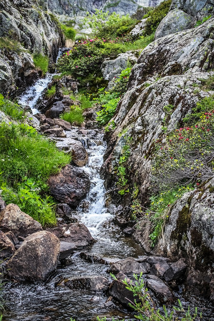 Fine Art Photography – Alpe d'Huez – Whispering Stream product image (1)