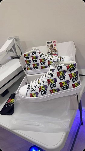 Selling fast get yours now!! www.souljaboydripco.com #sneakerhead #dripco #souljaboydripco 👟 🔥 🛒