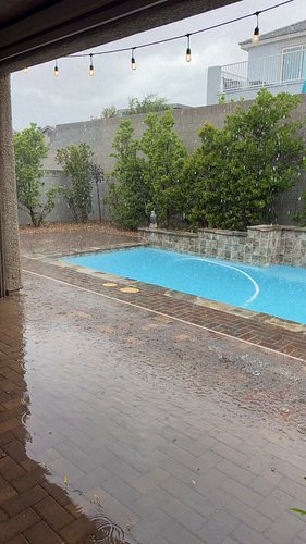 This might be the most rain I’ve actually seen here in five years.