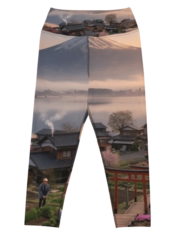 Mount Fuji Yoga Capri Leggings | High-Waisted Cropped Tights product image (1)