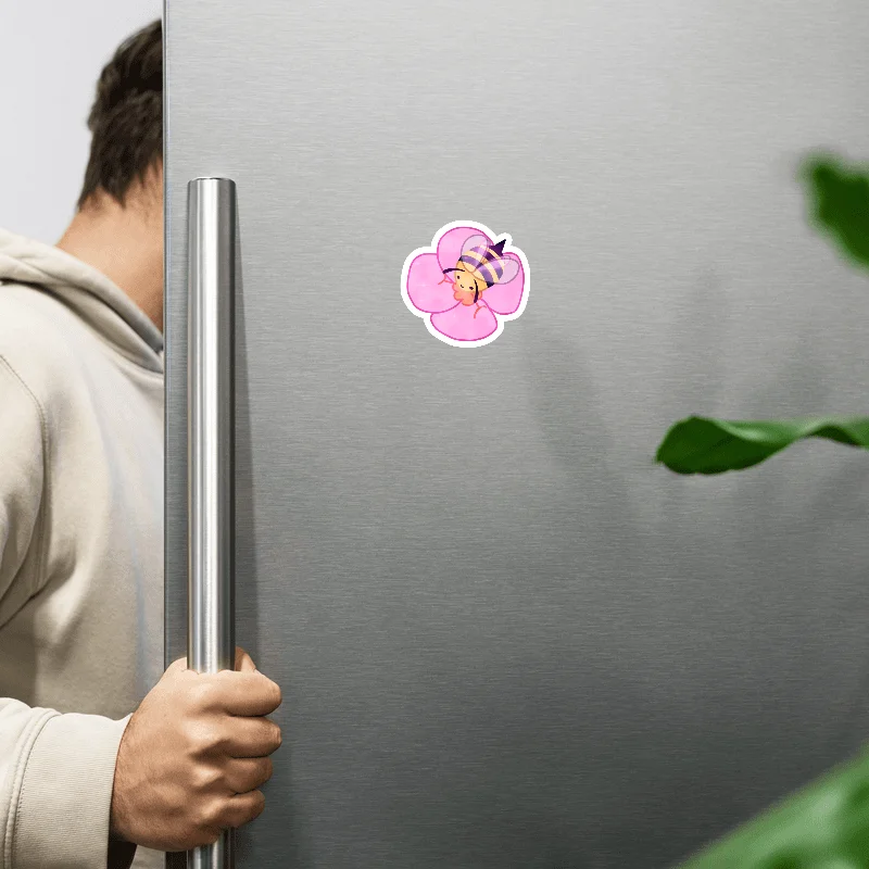 Bee Magnet product image (1)