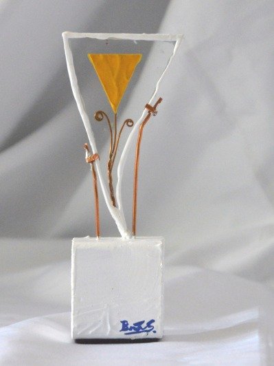 Single Yellow Flower product image (1)