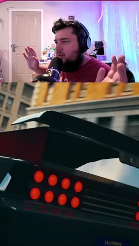 THERE'S A NEW STUNTMAN!?
#shorts #stuntman #stateofplay
https://www.youtube.com/totalbadness
https://www.twitch.tv/totalbadness