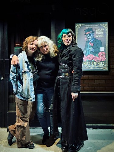 @laurashane survived a night with @allsaintsasylum and @midnitetalkshow. But has she left the experience unchanged? Check out...