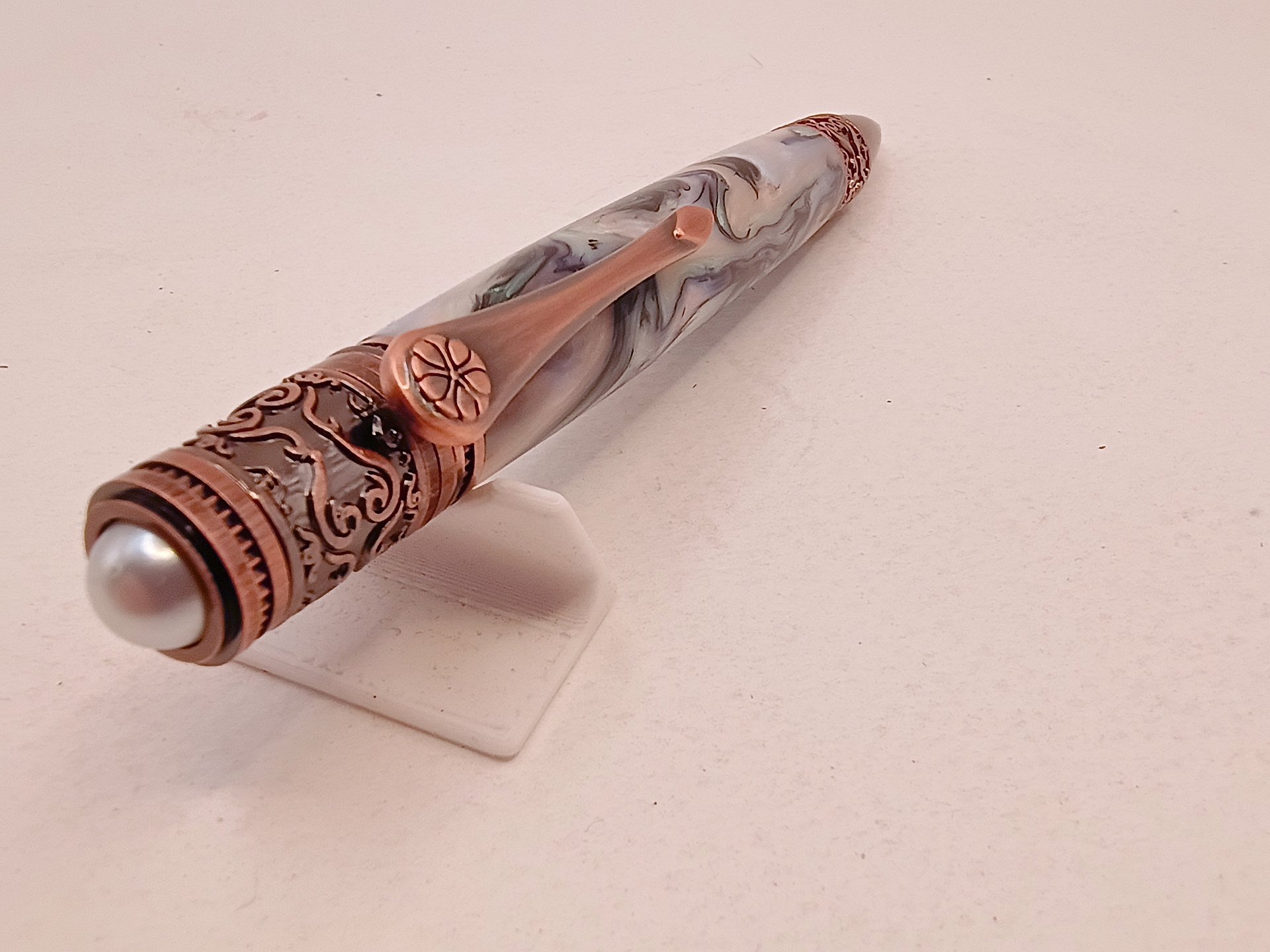 The Renaissance Spirit – Iridescent Reflections product image (4)