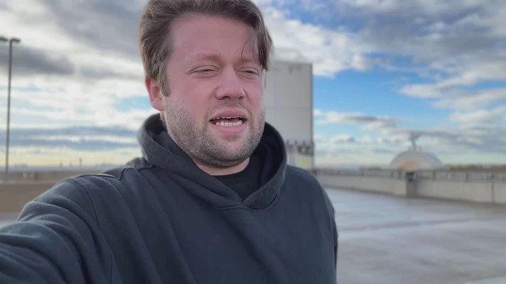 Video thumbnail