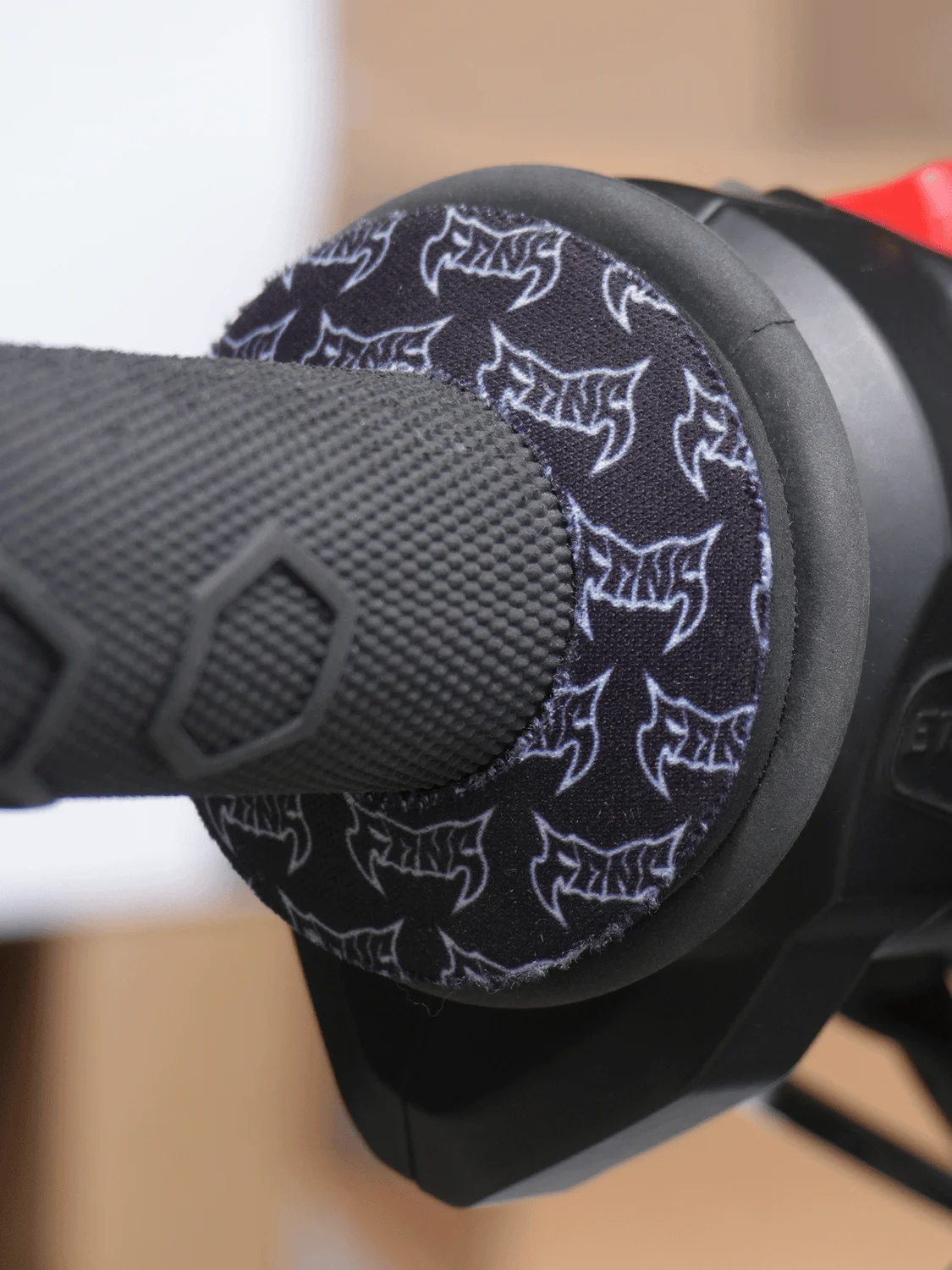 Fangmoto Grip donuts product image (3)