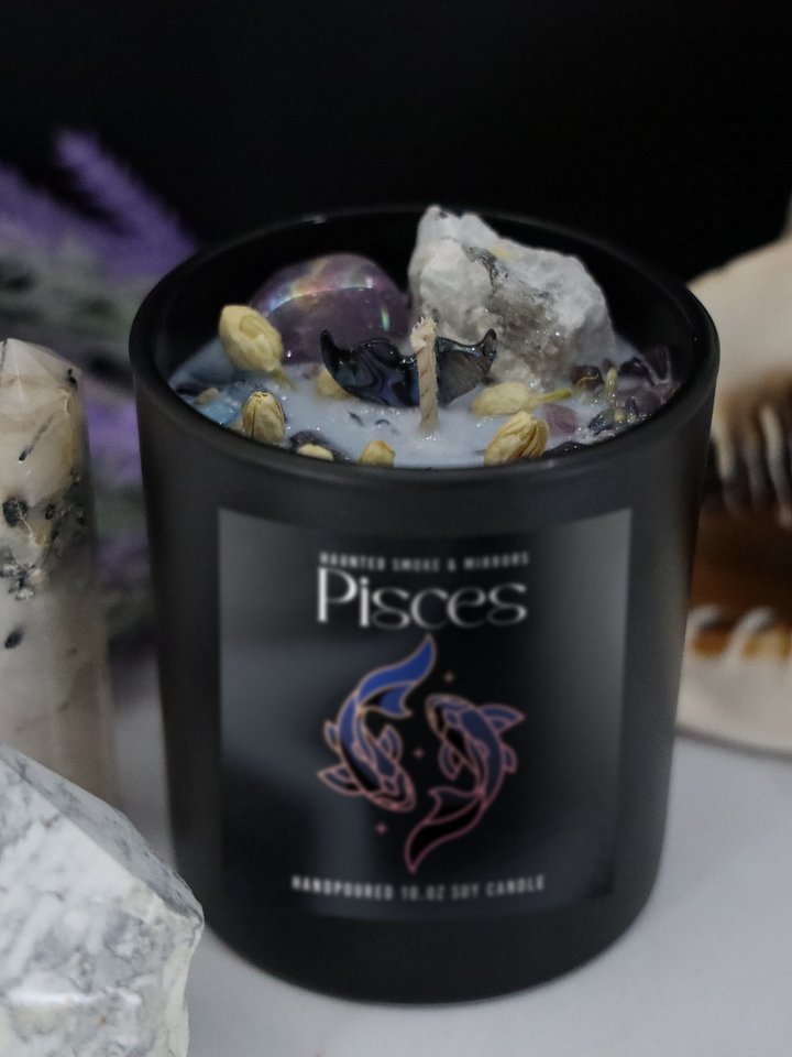 Pisces Zodiac Crystal Candle product image (1)