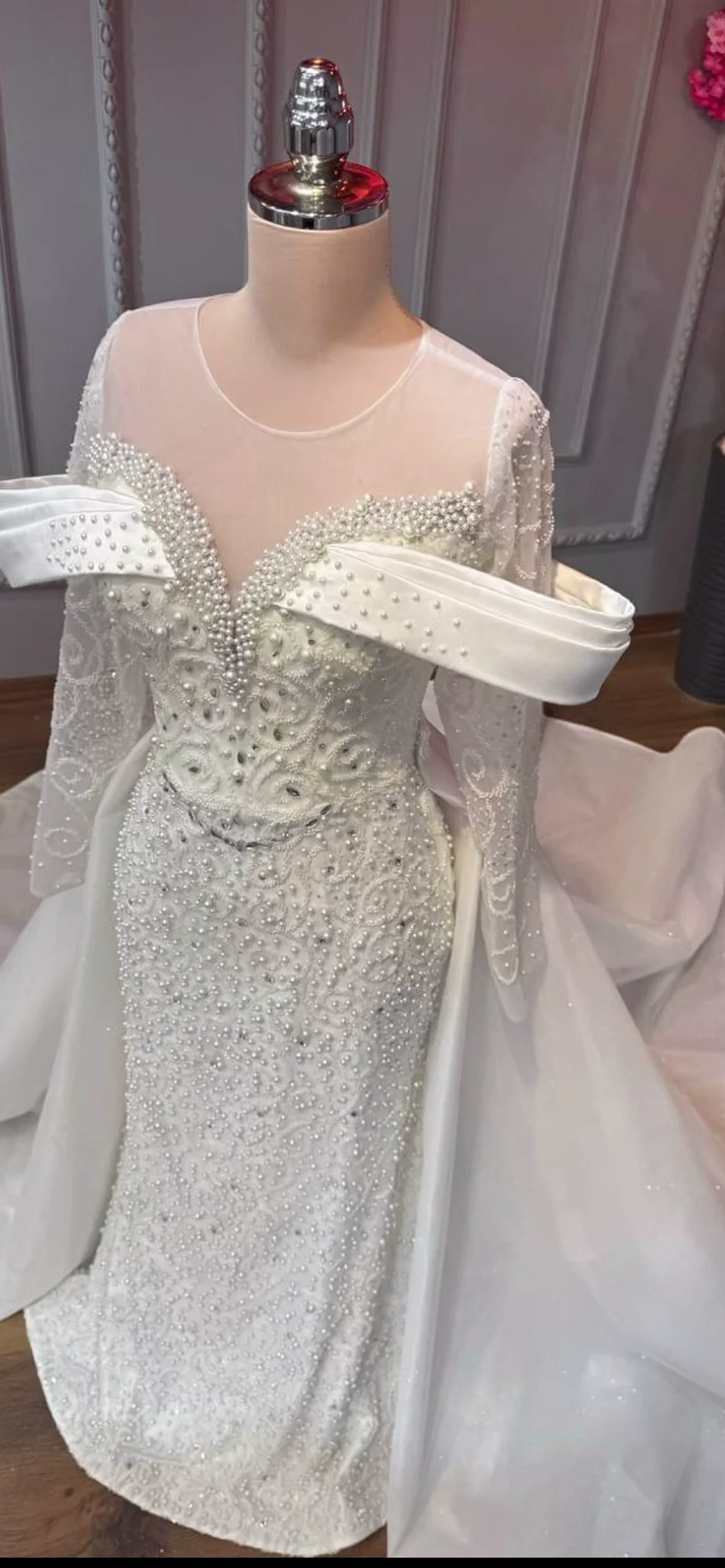 Wedding dress product image (3)
