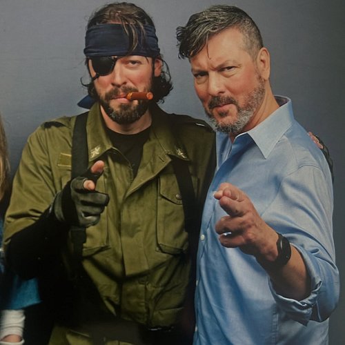 When Big Boss meets BigBossRobinson …

@the_david_hayter @comicconnorthernireland 
@konami 

#bigboss #davidhayter #metalgear...
