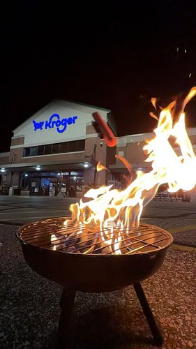 A hot lap through a Kroger with a surprisingly quick hot dog car. 

Happy National Hot Dog Day to all who celebrate! 

#Kroge...