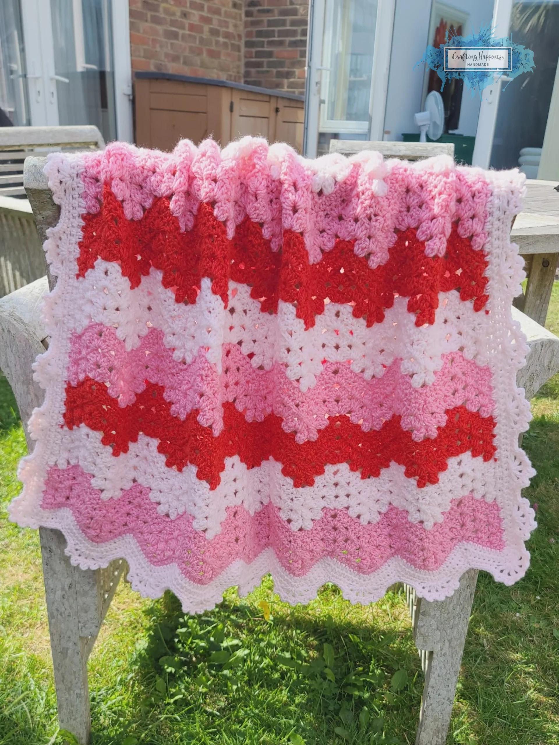 Strawberry Ripple Crochet Baby Blanket Pattern | Granny Wave (PDF Pattern) product image (1)