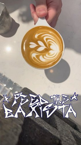 Happy Sunday baristas! Does anyone else find it more difficult to pour when the camera is rolling? 😅 either way, practice mak...
