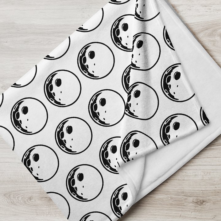 luna throw blanket product image (7)