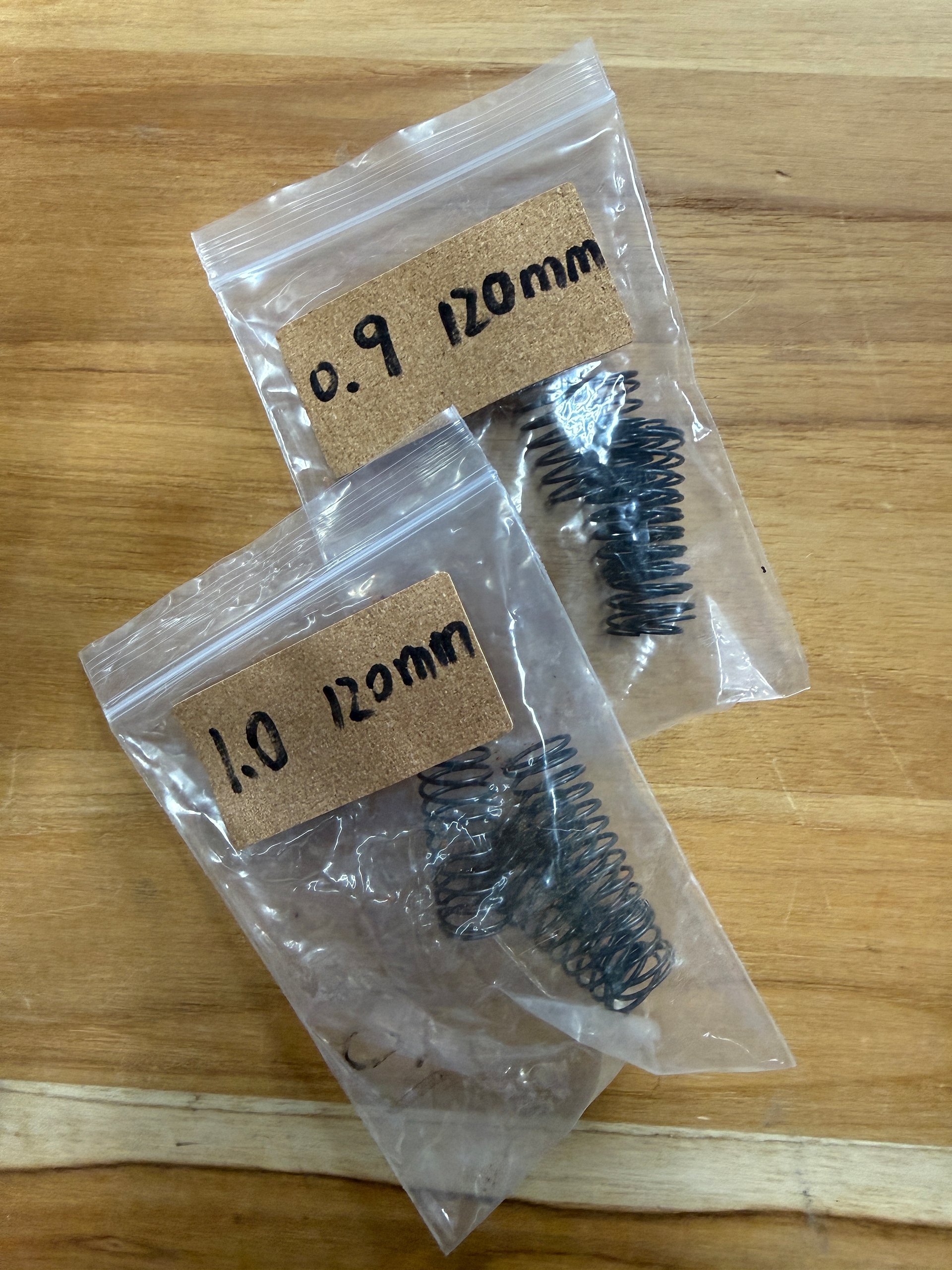 INJORA DRX Dual-Rate Spring Oil Shocks for 1/10 RC Crawlers - 120mm product image (3)