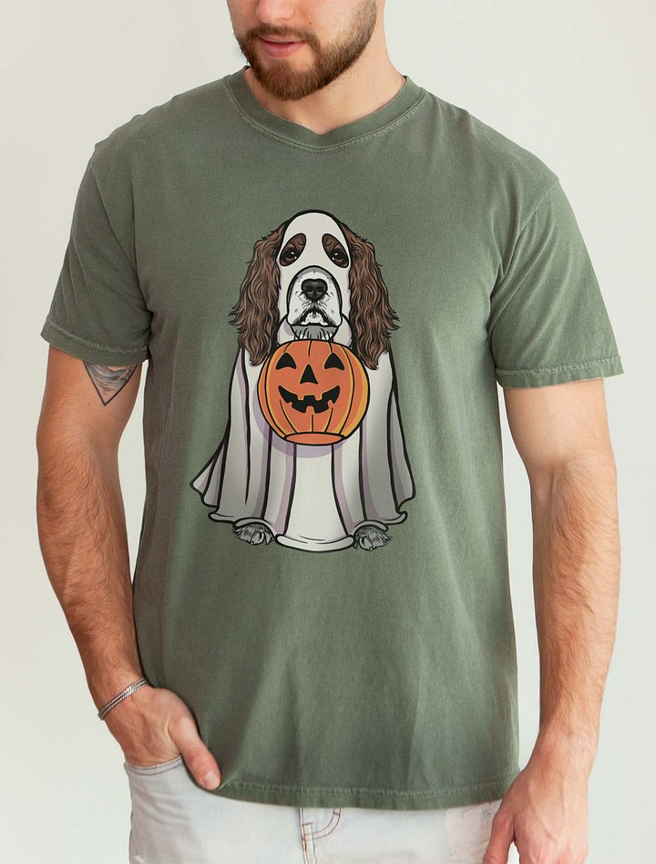 Funny Halloween Cocker Spaniel(Liver & White) T-Shirt | Funny Cocker Spaniel Wearing a Ghost Costume and Holding a Pumpkin Basket product image (2)