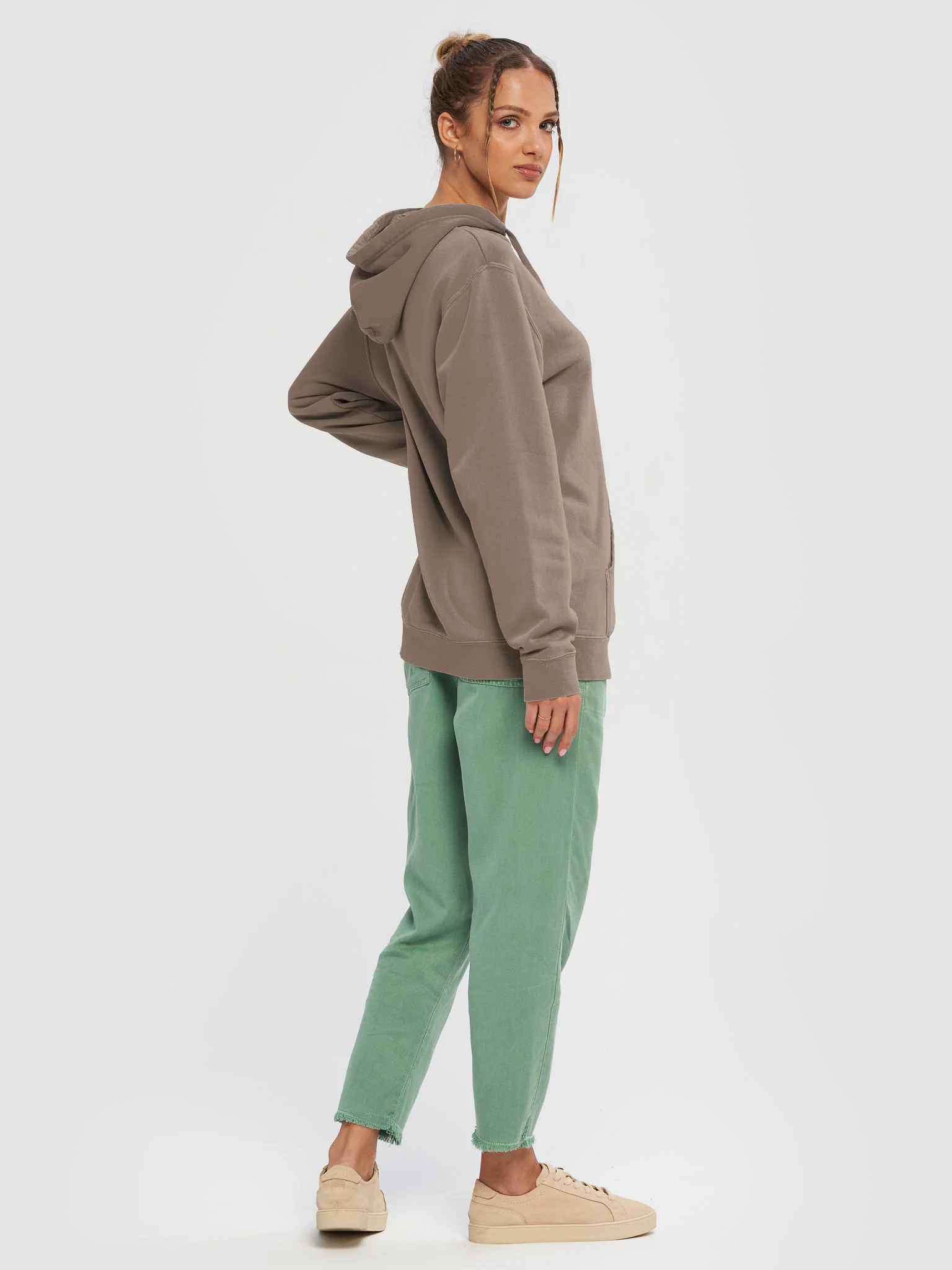 The cozy solitude seeker product image (7)