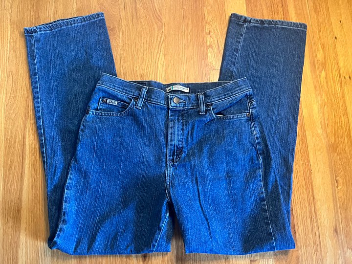 Wild Vine Jeans / Size 8 Medium product image (2)