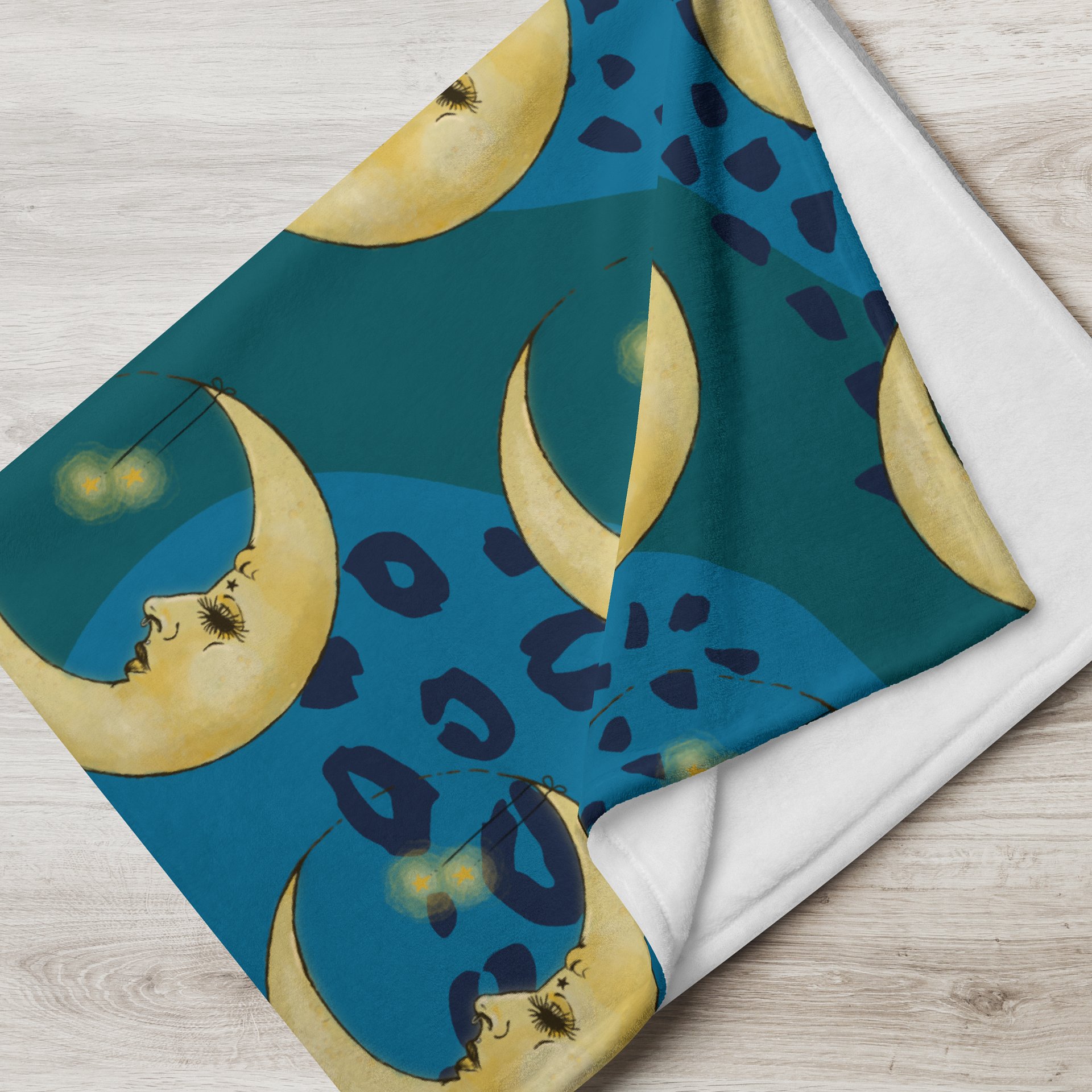Blue Moon Blanket product image (1)