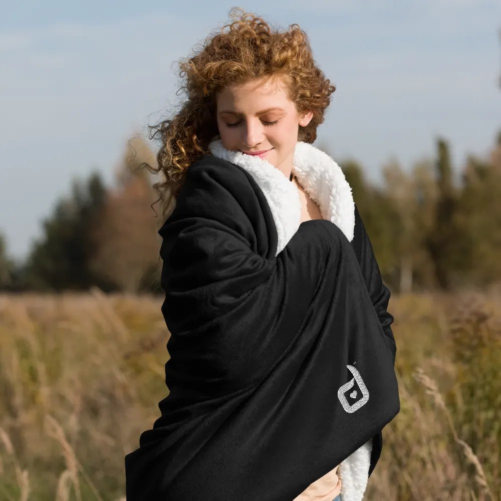 DramaLlama Blanket product image (7)