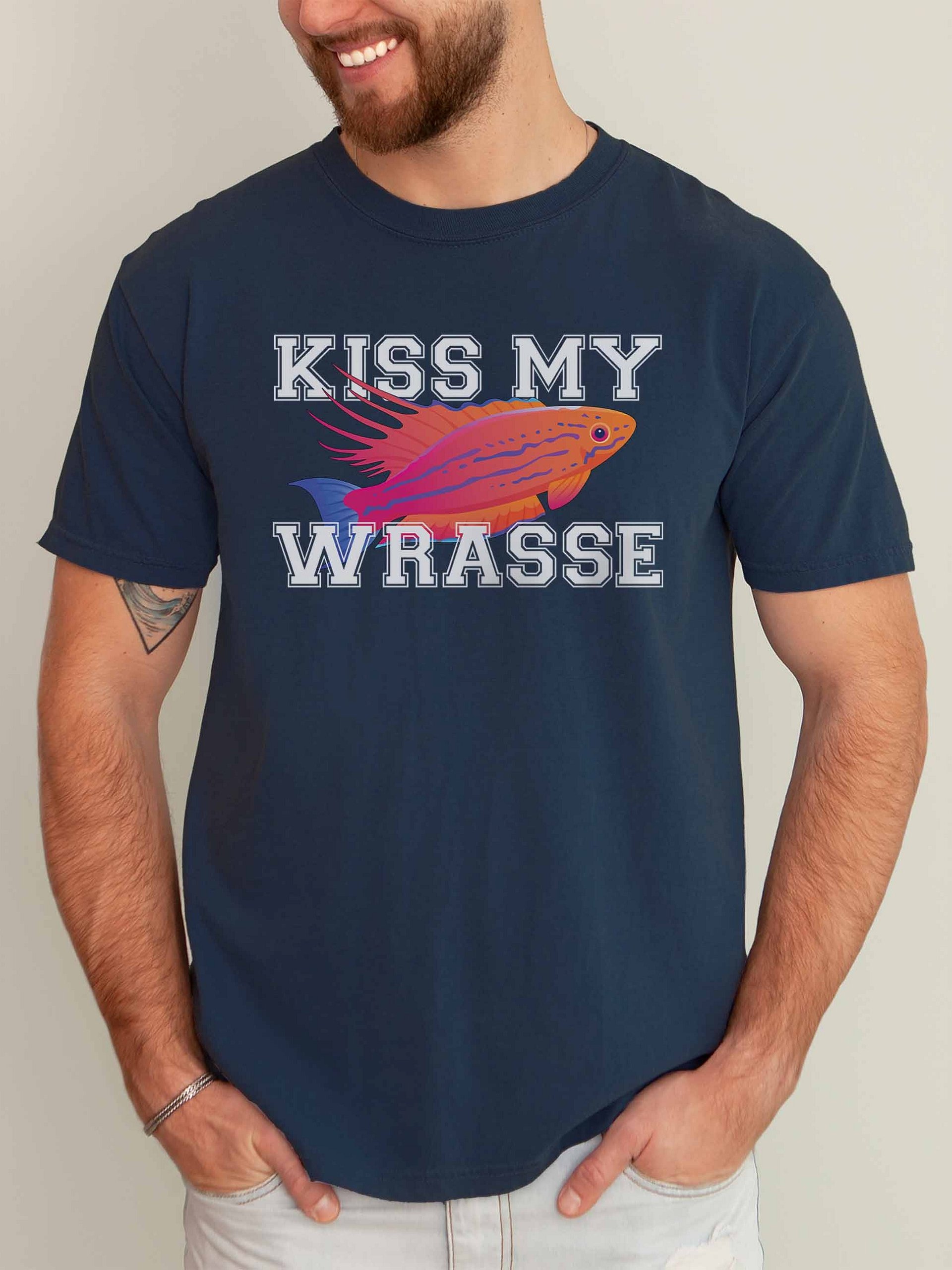 Kiss My Wrasse Fairy Wrasse Shirt – Funny Saltwater Reef Tank Aquarium Graphic Tee product image (2)