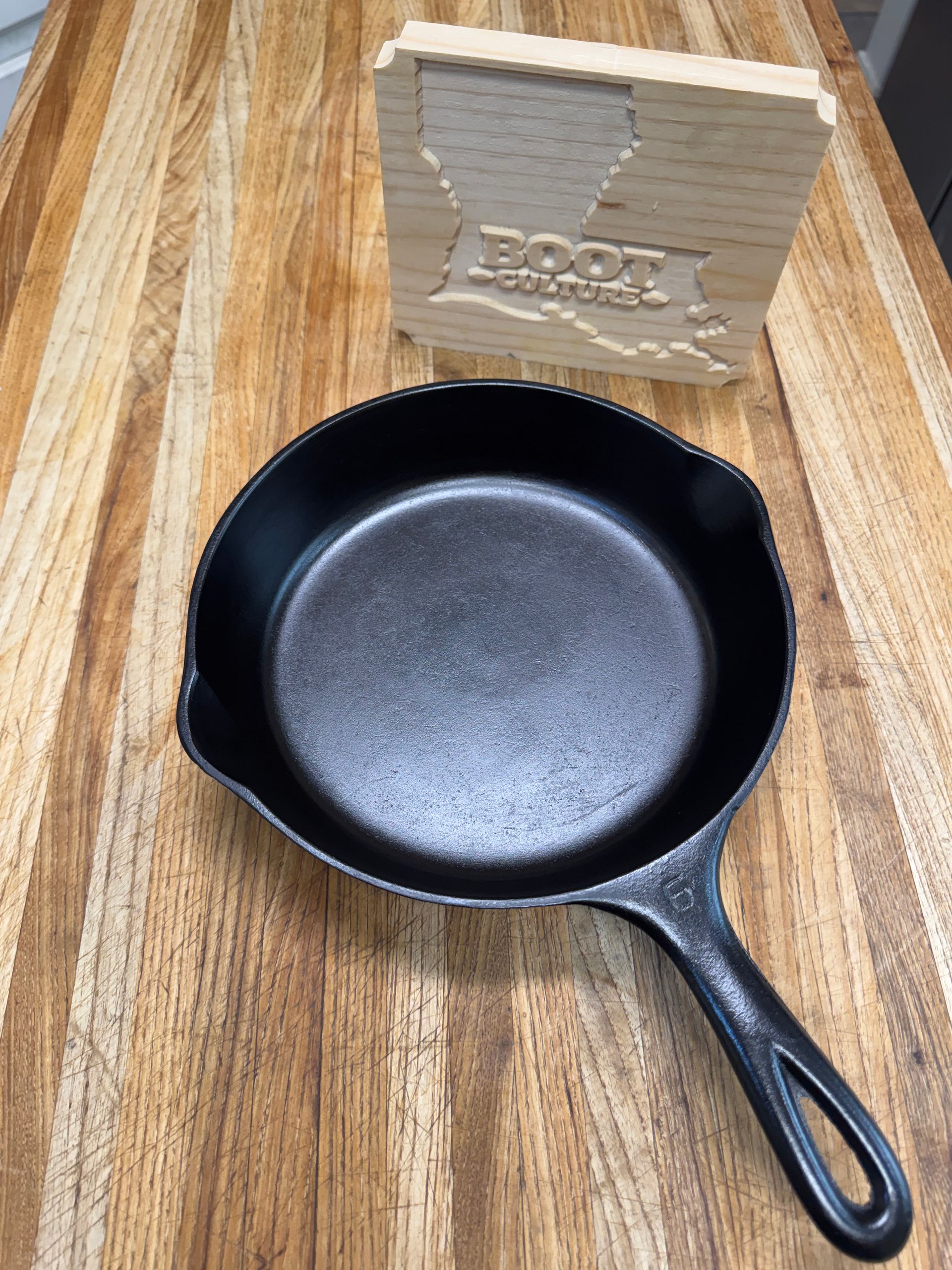 Vintage Wagner #6 (READ DESCRIPTION) product image (1)